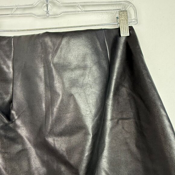Abercrombie & Fitch Vegan Leather Mini Skort Skirt Black Size Small S EUC - Picture 9 of 12